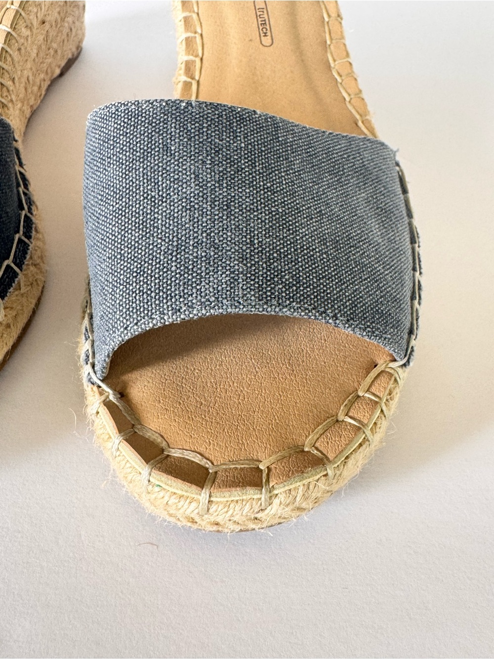 Rockport Denim Blue Espadrille Wedge Sandals Size 8 Canvas Ankle Strap - Picture 4 of 7